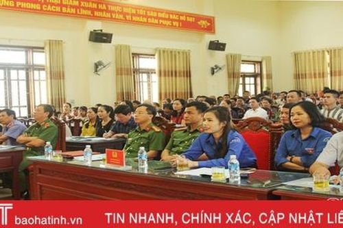 Cung cấp hơn 32.400 cuốn sách cho phạm nhân Trại giam Xuân Hà