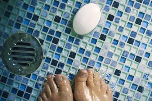 99% người Việt đều mắc những sai lầm này khi tắm