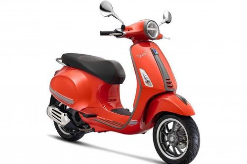 Vespa Primavera bản thể thao xuất hiện tại Việt Nam, giá 76,5 triệu đồng