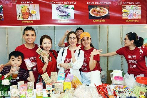 Xây dựng cơ quan, đơn vị, doanh nghiệp đạt chuẩn văn hóa