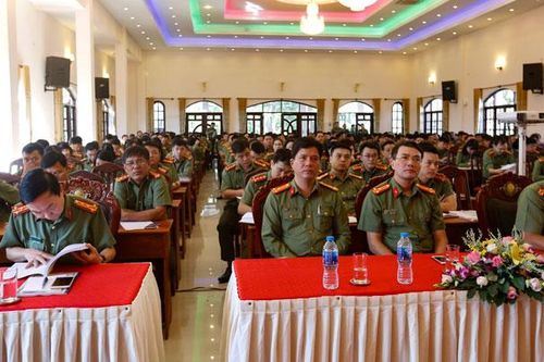 Tập huấn nghiệp vụ công tác thi đua, khen thưởng cho gần 500 cán bộ, chiến sỹ CAND