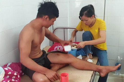 Tàu cá cháy phát nổ, 2 anh em ruột tử vong, 1 người mất tích