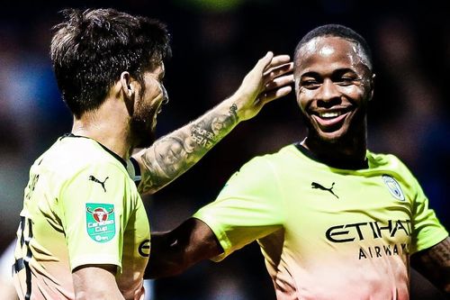 Sterling ghi bàn giúp Man City thắng đậm ở League Cup