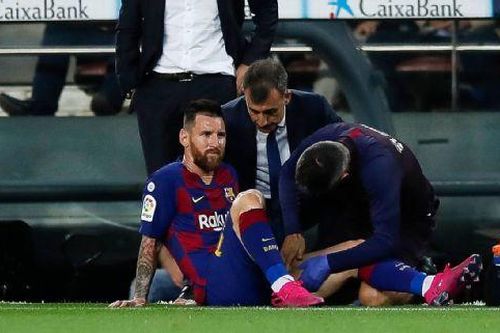 Messi vừa tái xuất, lại dính chấn thương