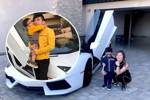 Vợ Đan Trường lái siêu xe 20 tỷ đưa con trai đi dạo