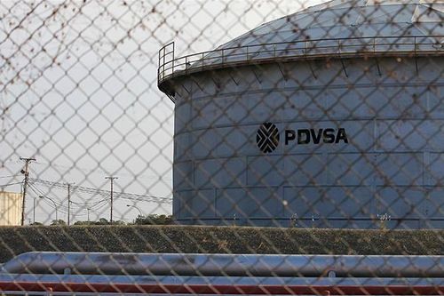 Mỹ trừng phạt các thực thể vận chuyển dầu của Venezuela tới Cuba