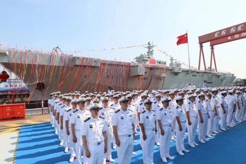 Trung Quốc hạ thủy tàu đổ bộ tấn công nội địa đầu tiên