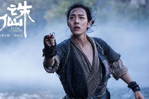 Không bàn về tiếng tăm và độ bám sát nguyên tác, rốt cuộc 'Tru Tiên' của Tiêu Chiến đã làm được những gì?