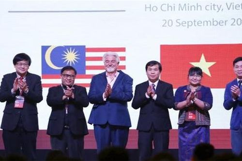 6 từ khóa kết nối nguồn nhân lực khu vực ASEAN