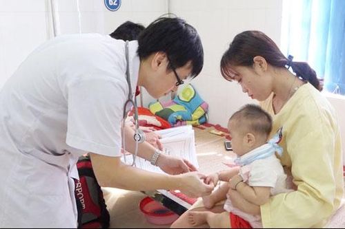 Bệnh nhân tay chân miệng có chiều hướng tăng cao