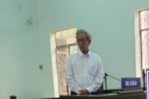 Giở trò dâm ô học sinh khi dạy kèm tại nhà