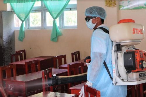 Cà Mau : Gần 260 học sinh nhập viện nghi do cúm mùa