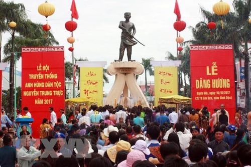 Dâng hương tưởng niệm Anh hùng dân tộc Nguyễn Trung Trực