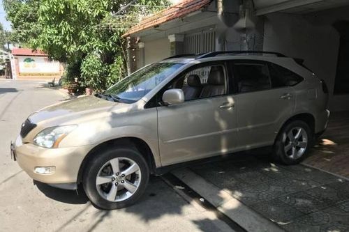 Bất ngờ danh sách chi tiết hàng loạt xe sang Lexus, Camry... sắp thanh lý giá rẻ
