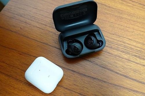 Amazon giới thiệu tai nghe Echo Buds với công nghệ chống ồn từ Bose, giá rẻ hơn AirPods