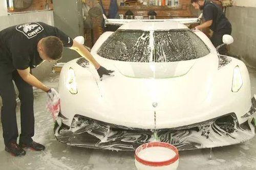 Siêu xe Koenigsegg sở hữu 34 lớp sơn, dày gấp 5 lần Rolls-Royce