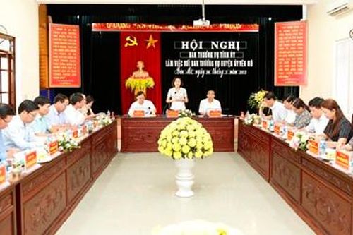Ban Thường vụ Tỉnh ủy làm việc với Ban Thường vụ Huyện ủy Yên Mô
