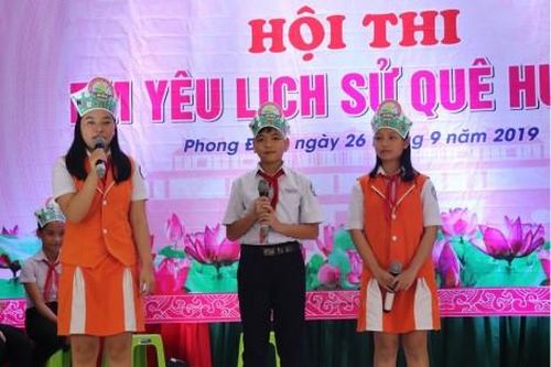 Chính trị - Xã hội Thanh niên 'Em yêu lịch sử quê hương'