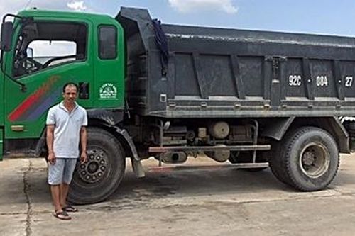 Lái xe tải gây tai nạn chết người bỏ chạy