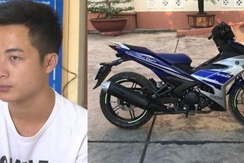 Xe máy 'chở người quá tải' đâm CSGT
