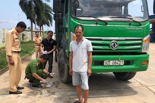 Bắt tài xế lái xe tải tông chết người rồi bỏ chạy
