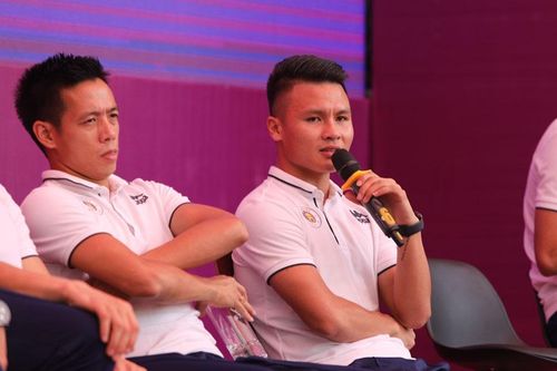 Cầu thủ Quang Hải chia sẻ kinh nghiệm vượt qua thất bại