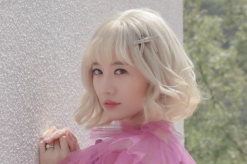 Hari Won ngất xỉu khi quay MV mới giữa trời nắng nóng