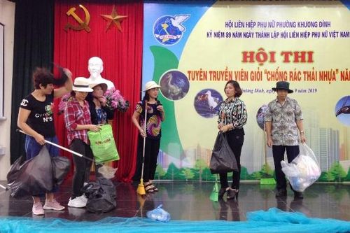 Phụ nữ Khương Đình nói không với rác thải nhựa