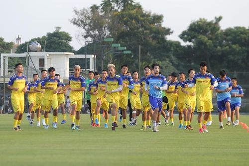 Xác định cái tên đầu tiên chia tay đội tuyển Việt Nam