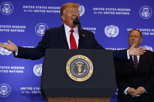 Nhà Trắng bảo vệ Tổng thống, ông Trump đề cập khả năng ra tòa