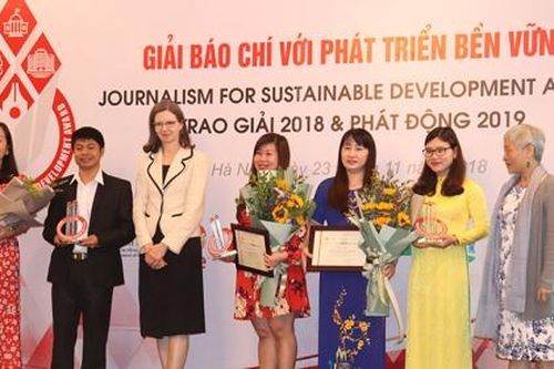 Hưởng ứng 'Giải báo chí với phát triển bền vững 2019'