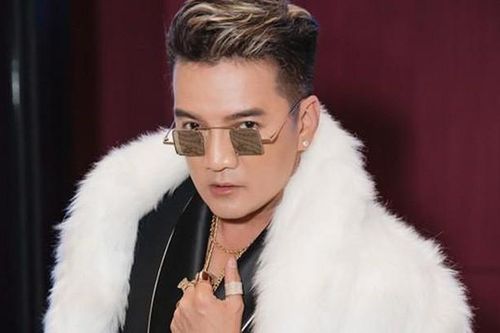 Đàm Vĩnh Hưng nói gì về việc rao bán biệt thự 'khủng'?
