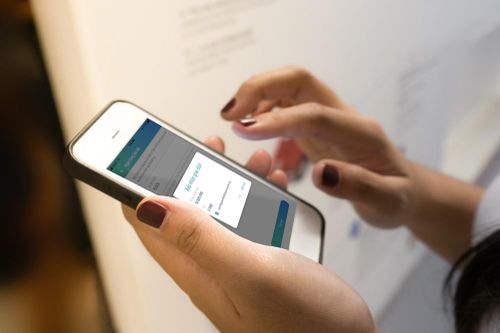Thanh toán không dùng tiền mặt chờ gì vào các doanh nghiệp Mobile Money?
