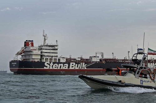 Vụ Iran bắt giữ tàu chở dầu Anh: Stena Impero đã rời cảng Iran