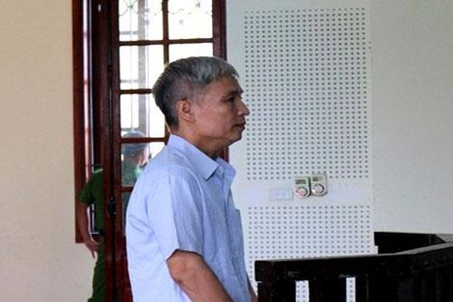 Đâm chết 'tình địch' vì nghi vợ ngoại tình