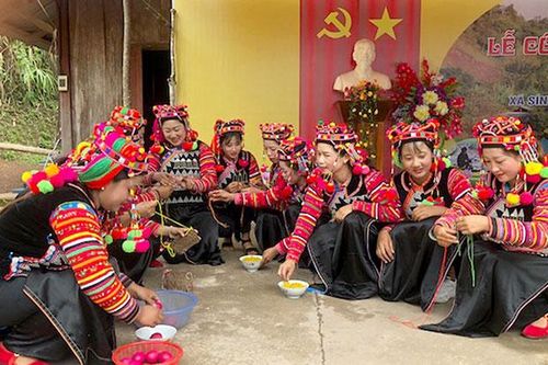 Mường Nhé phát triển du lịch gắn với bảo tồn văn hóa truyền thống