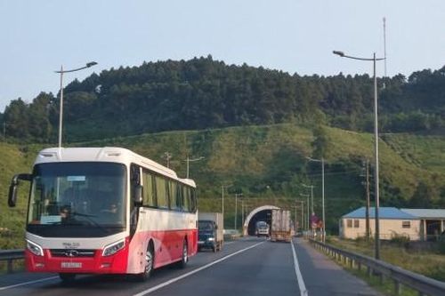 Kinh tế Xây dựng - Giao thông An ninh trật tự được đảm bảo trong ngày đầu thu phí mới tại trạm Bắc Hải Vân
