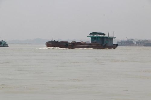 Phú Thọ tổng kiểm tra, xử lý vi phạm của phương tiện thủy nội địa