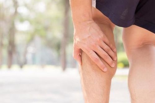 Tự chữa bệnh xương khớp, coi chừng liệt toàn thân