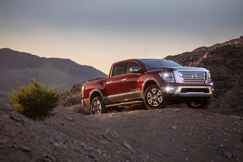 Bán tải Nissan Titan 2020 ra mắt - hộp số 9 cấp, công suất 400 mã lực