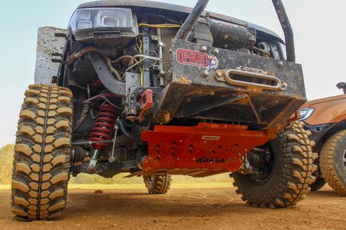 Xe Trung Quốc độ gây tò mò ở giải off-road Hà Nội