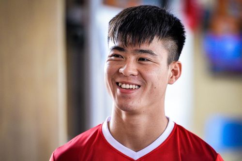 Duy Mạnh được khen 'đẹp trai nhất Đông Nam Á' trong ngày sinh nhật