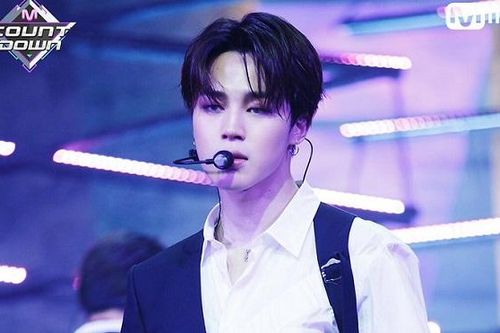 Thần thái thiên tiên, Jimin BTS lập kỷ lục với fancam ca khúc 'Fake Love'