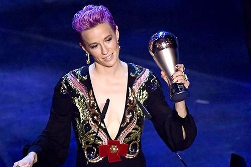 Nữ cầu thủ xuất sắc nhất năm Megan Rapinoe: Biểu tượng của tài năng và bình đẳng giới