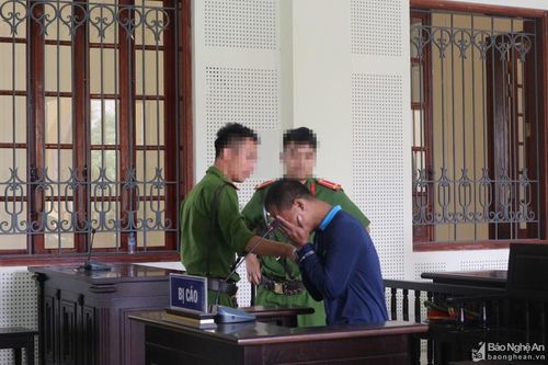 Giọt nước mắt muộn màng của gã đàn ông lần thứ 2 hầu tòa về tội Giết người