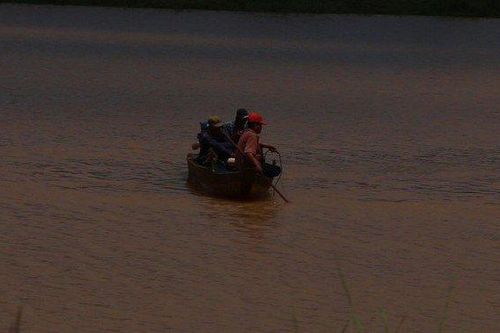 Lại xảy ra lật thuyền ở hồ thủy điện Thác Mơ, 1 nam thanh niên mất tích