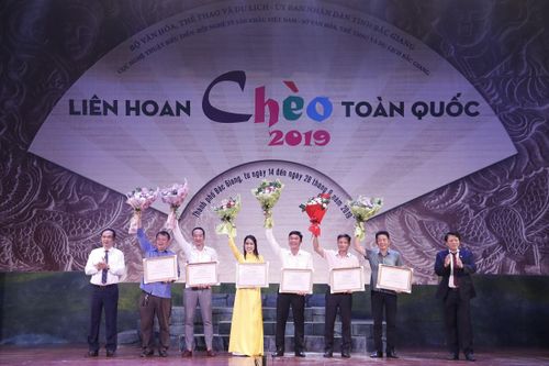 Trao 46 Huy chương vàng tại Liên hoan Chèo toàn quốc 2019