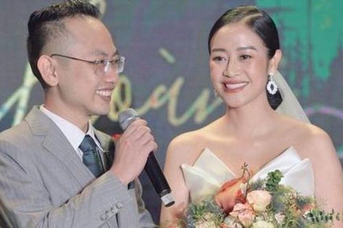 Kết hôn 3 tháng, MC Phí Linh hé lộ đoạn hội thoại cực ngọt với ông xã, chứng minh cuộc sống hôn nhân trong mơ