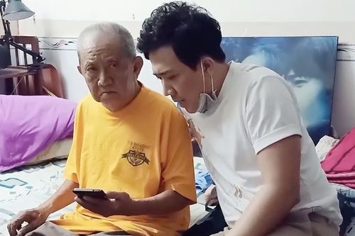 Trấn Thành đến nhà riêng Mạc Can thăm hỏi, gửi 150 triệu đồng
