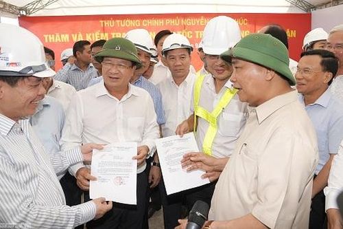 4.000 km cao tốc và nỗ lực của Thủ tướng
